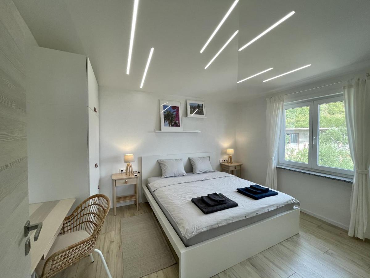 Lambda Holiday Apartments Jesenice  Eksteriør bilde