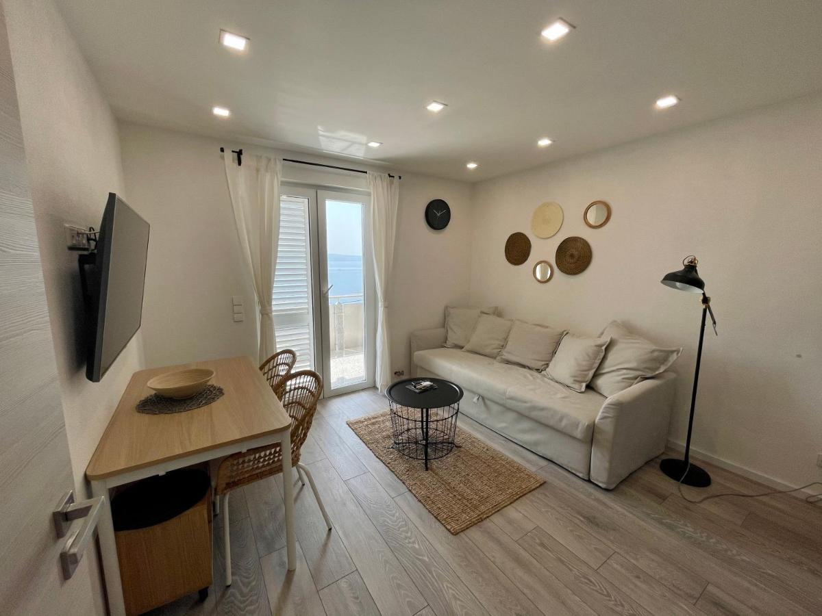 Lambda Holiday Apartments Jesenice  Eksteriør bilde