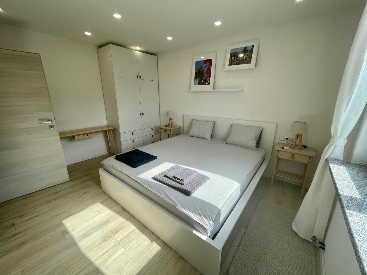 Lambda Holiday Apartments Jesenice  Eksteriør bilde